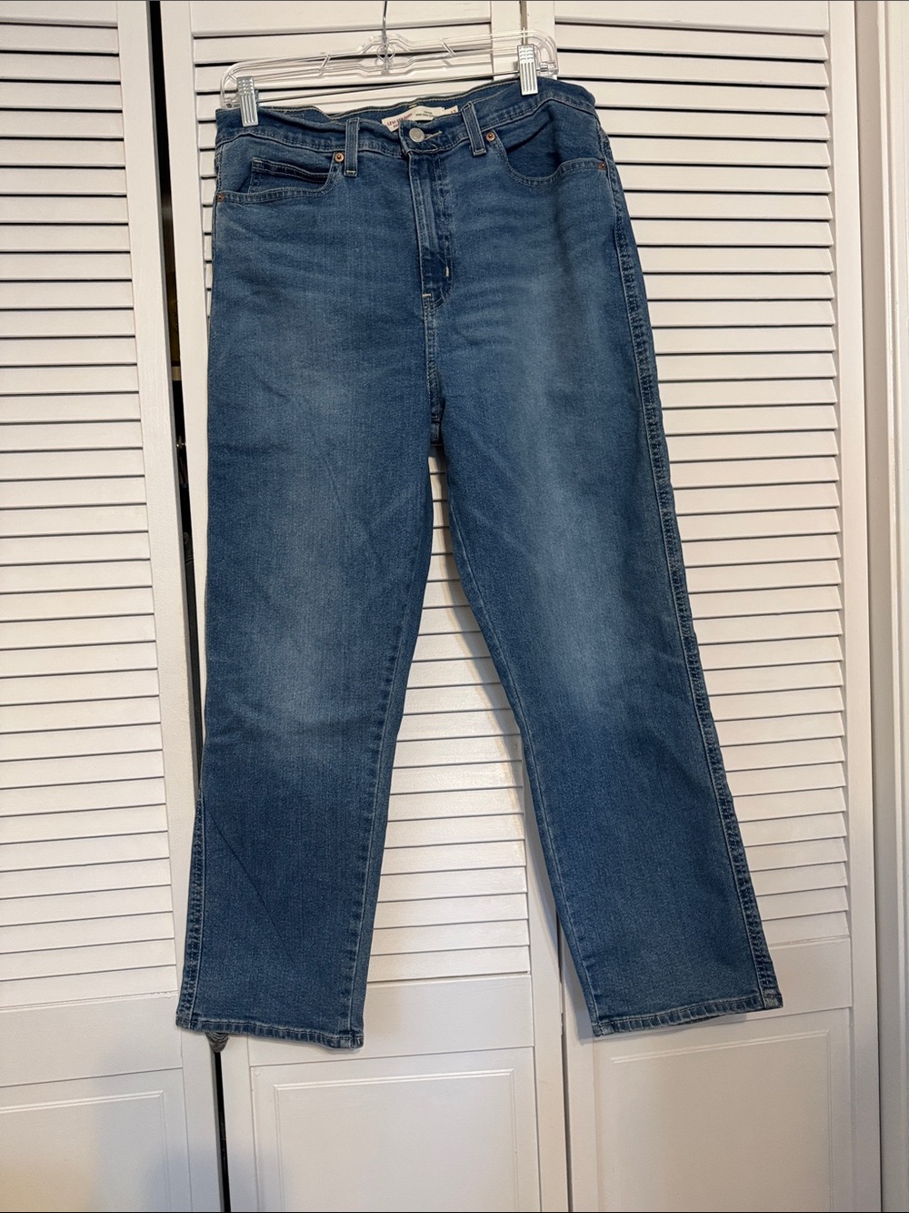 Signature by Levi Strauss Classic Mid Blue Cropped Jeans